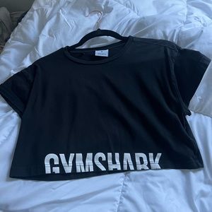 Gym Shark Cropped Tee